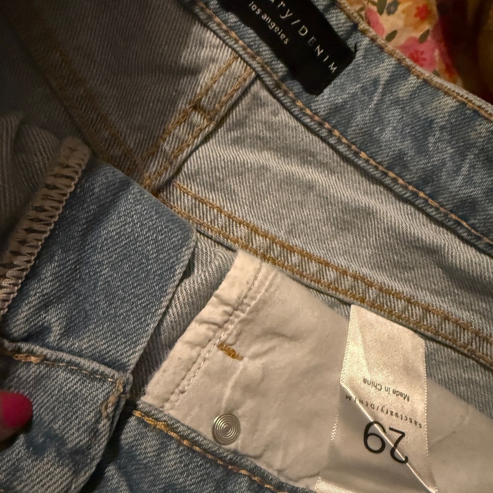Sanctuary Blue Jean Shorts Distressed Relaxed Fit - Picture 4 of 5